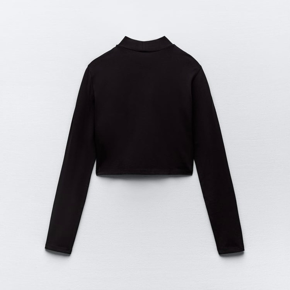 NWOT Zara Cropped Mock Neck Top
Color: Black - Picture 6 of 11